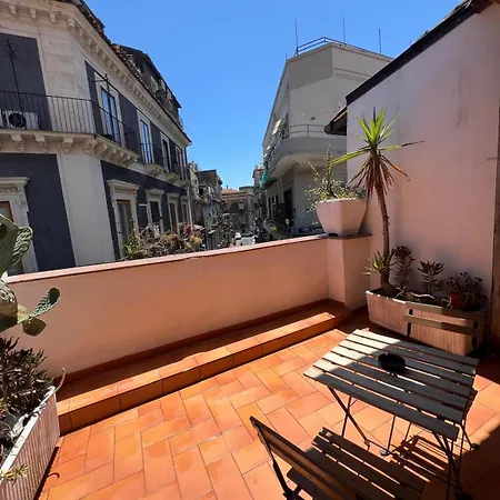 Apartment La Terrazza Sul Castello Catania